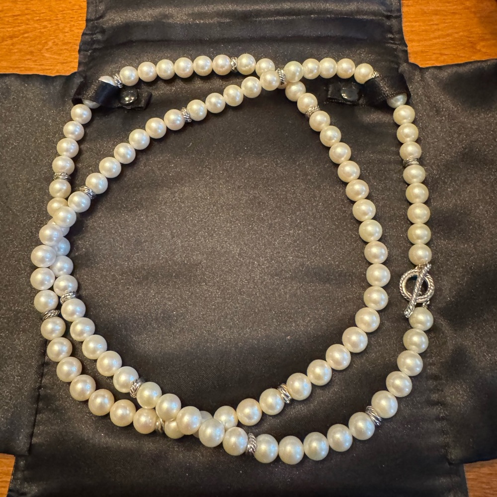 David Yurman 36” Crossover opera Long strand of pearls Necklace